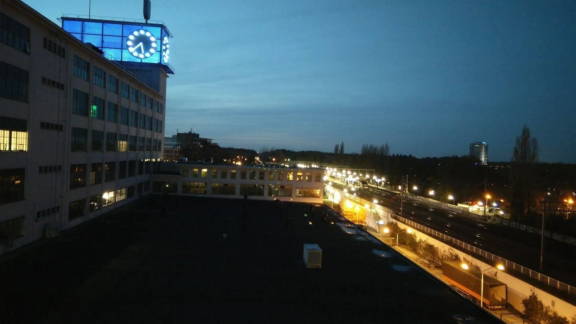 Stayokay Hostel Eindhoven - Blue Collar Hotel